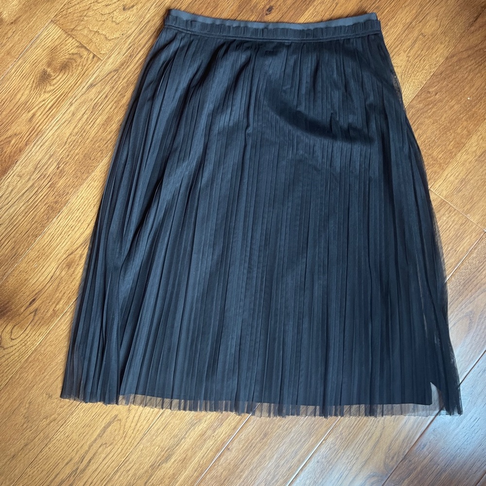 Banana Republic Black A-Line Skirt size 8